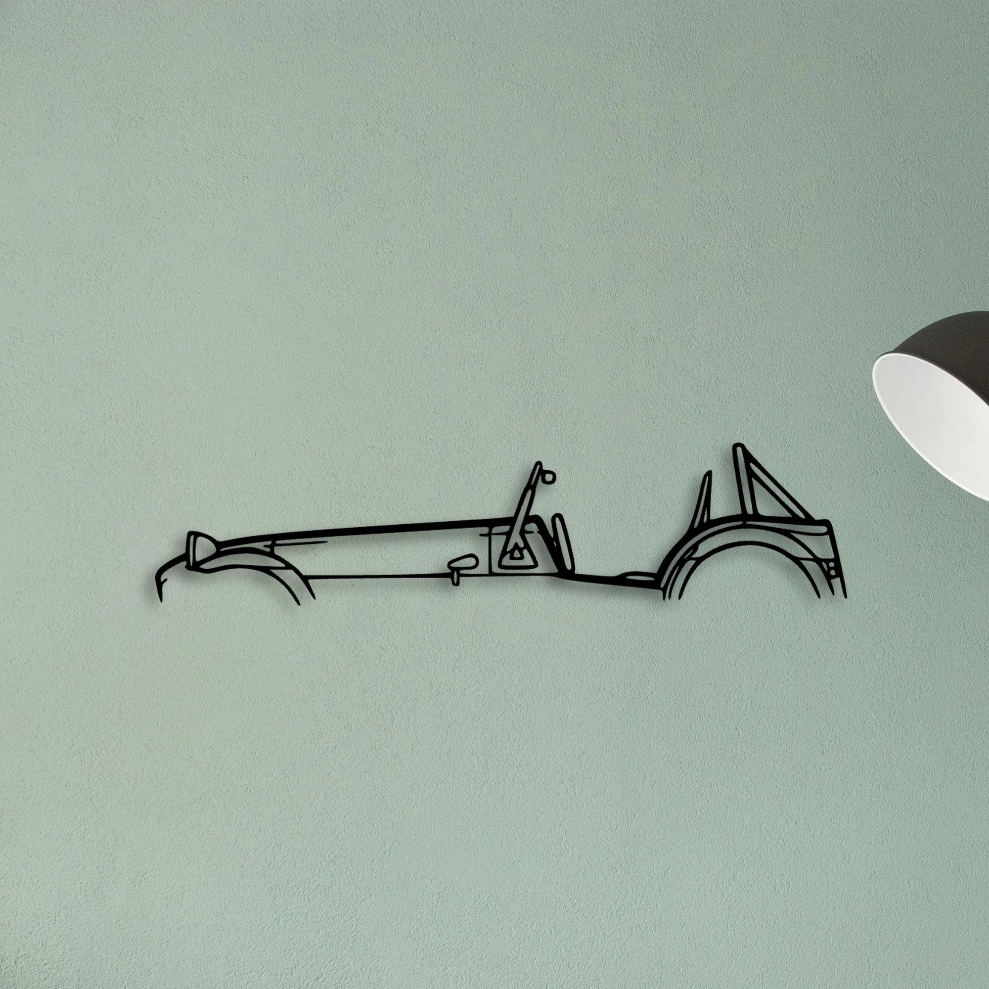 620R 2013 Classic Silhouette Metal Wall Art - Tinvibe