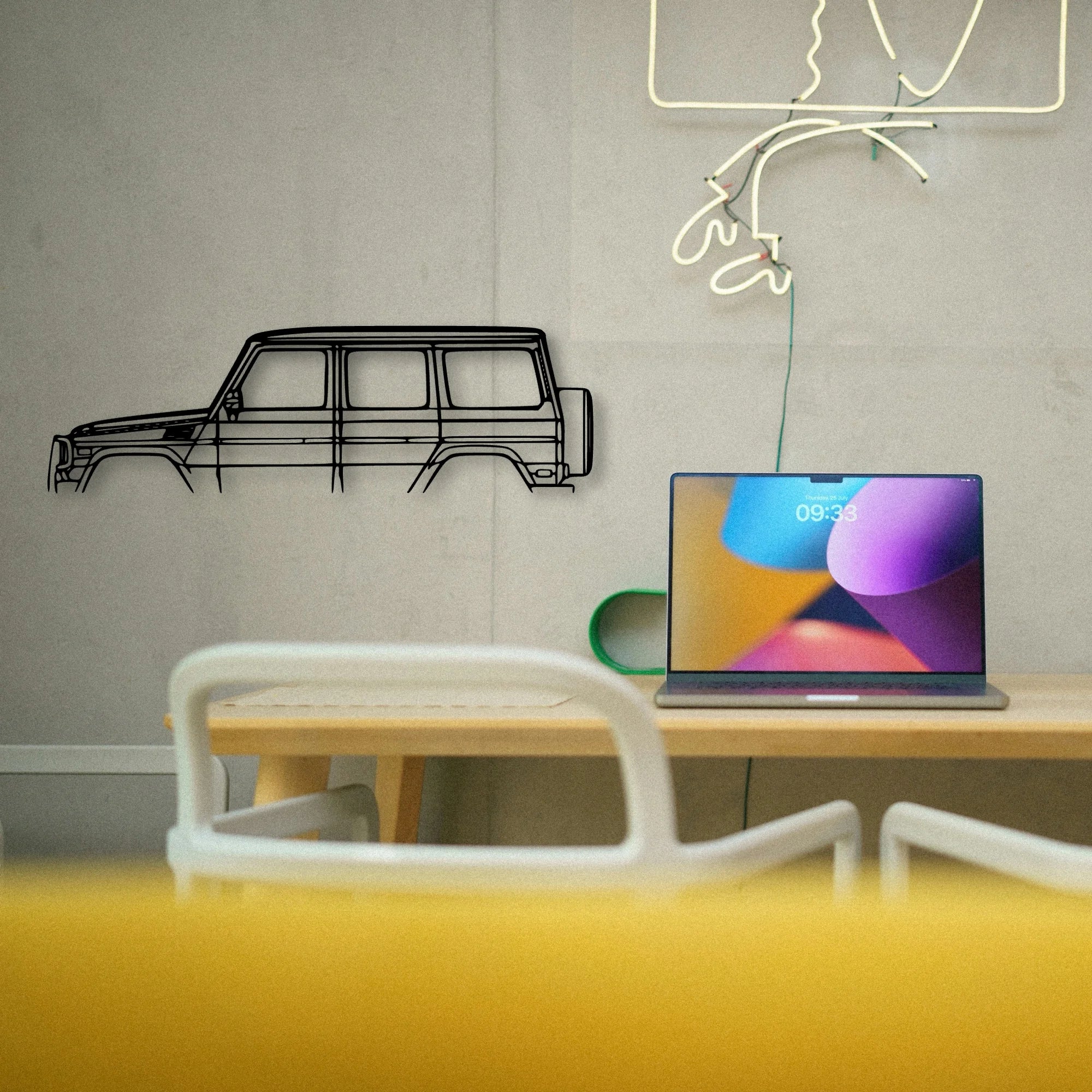 G550 2012 Classic Silhouette Metal Wall Art - Tinvibe