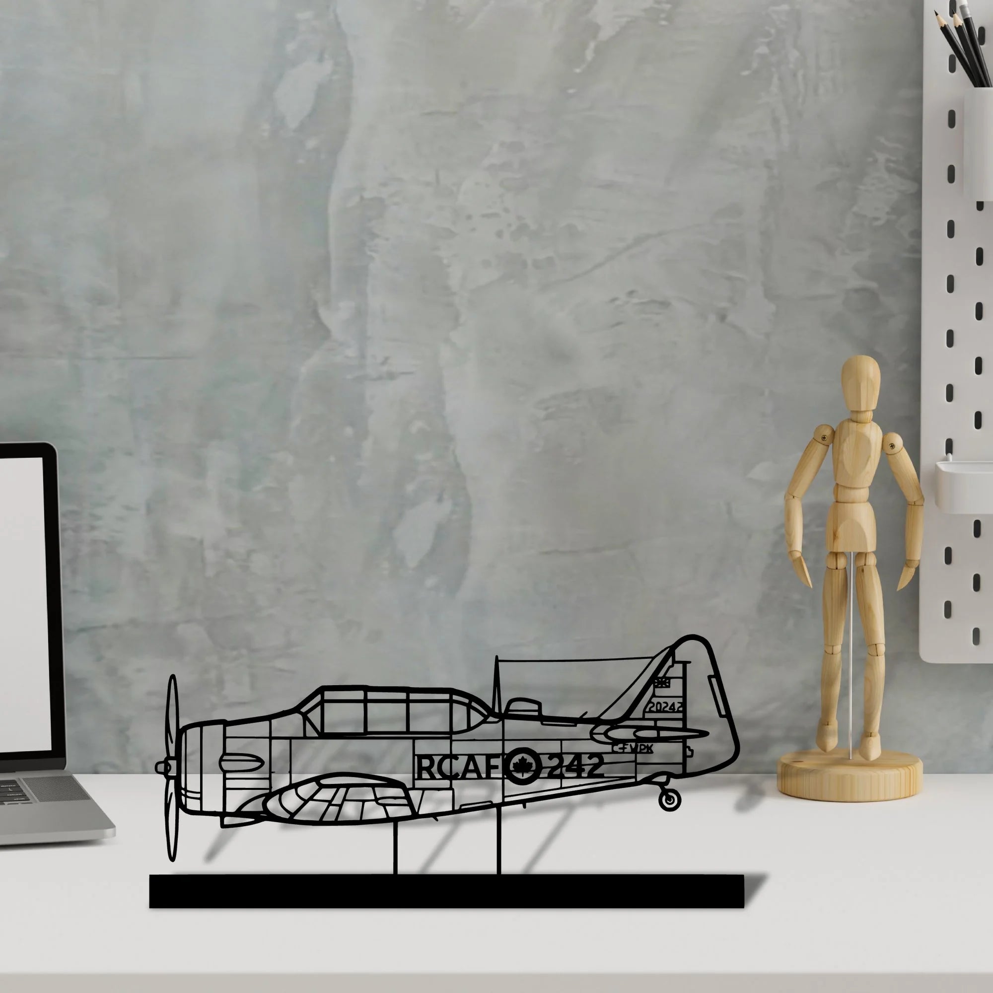 harvard Silhouette Metal Art Stand - Tinvibe