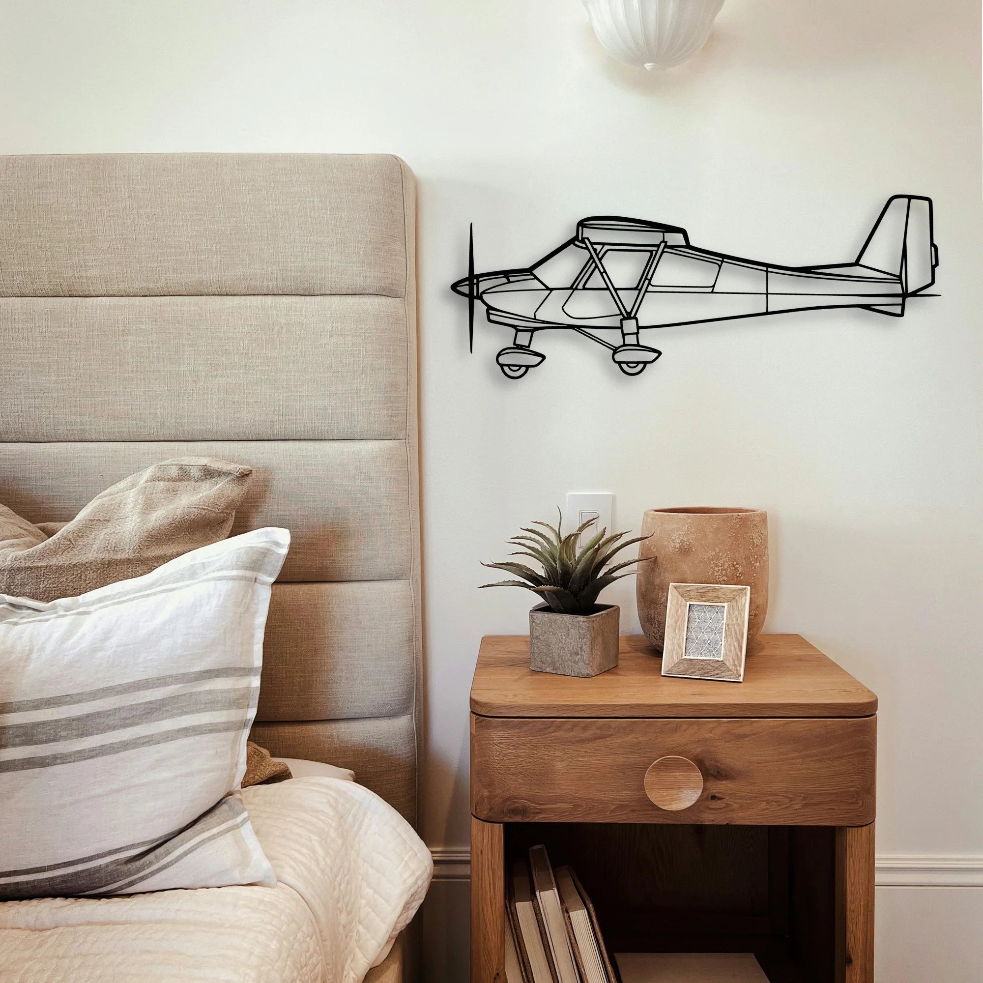 182P Skylane 4 Classic Aircraft Silhouette Metal Wall Art - Tinvibe