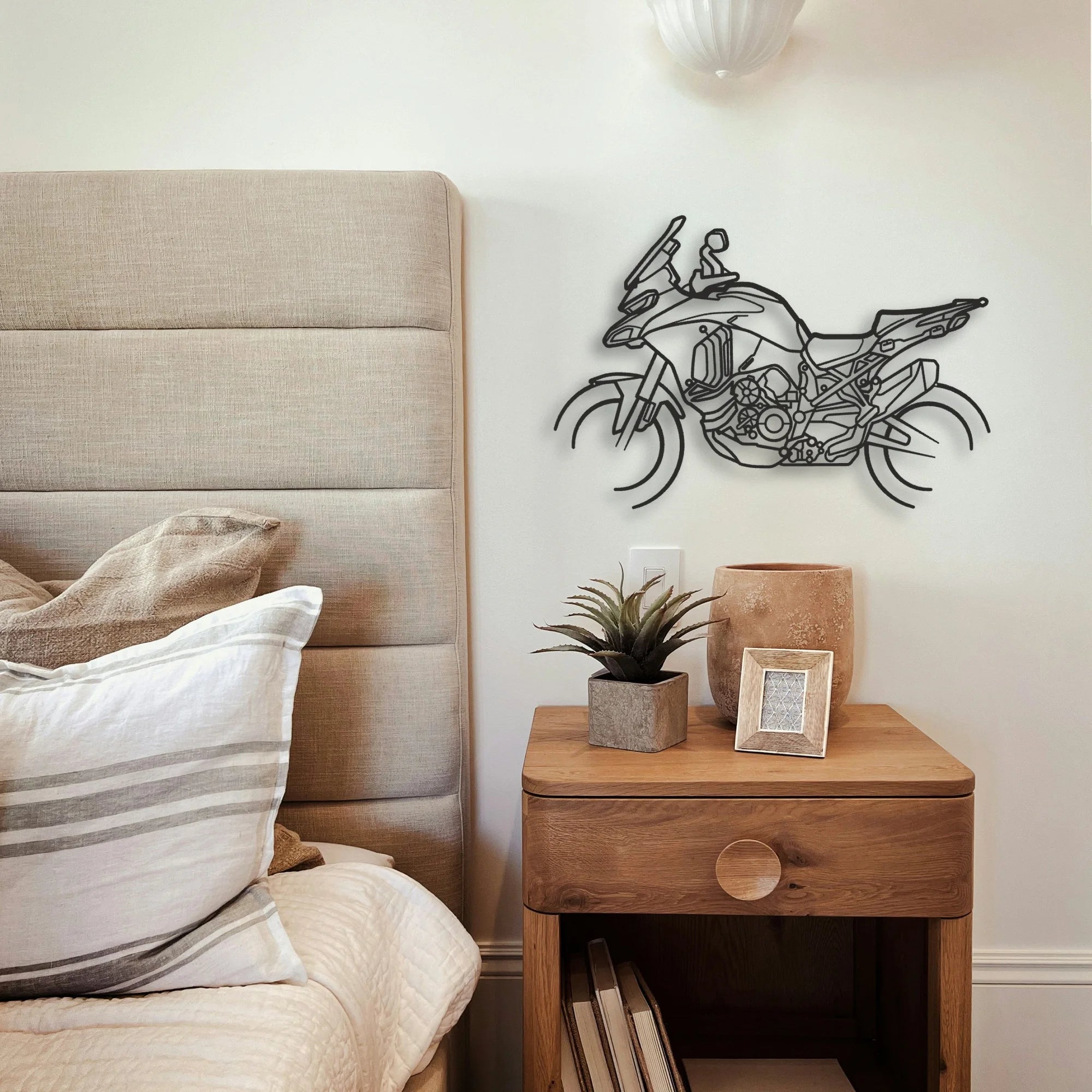 2024 Ducati Multistrada V4 S Classic Motorcycle Silhouette Metal Wall Art - Tinvibe