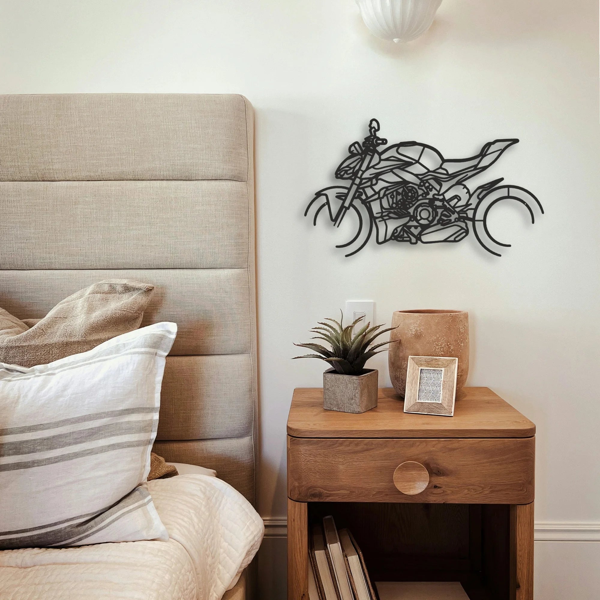 2024 Ducati Streetfighter V4 S Classic Motorcycle Silhouette Metal Wall Art - Tinvibe