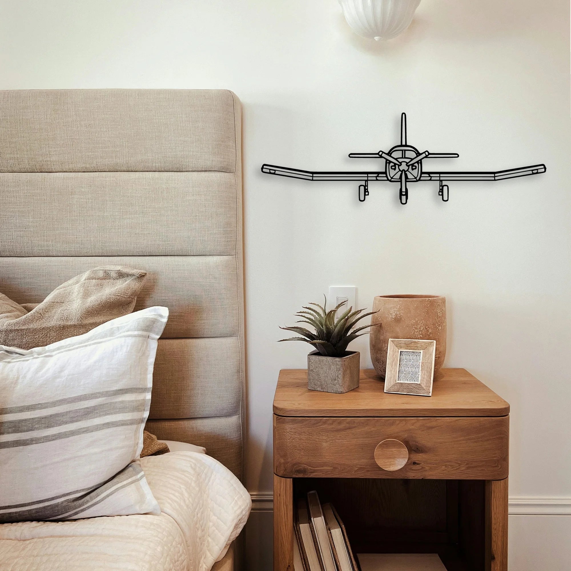 750 Xl Classic Aircraft Silhouette Metal Wall Art - Tinvibe