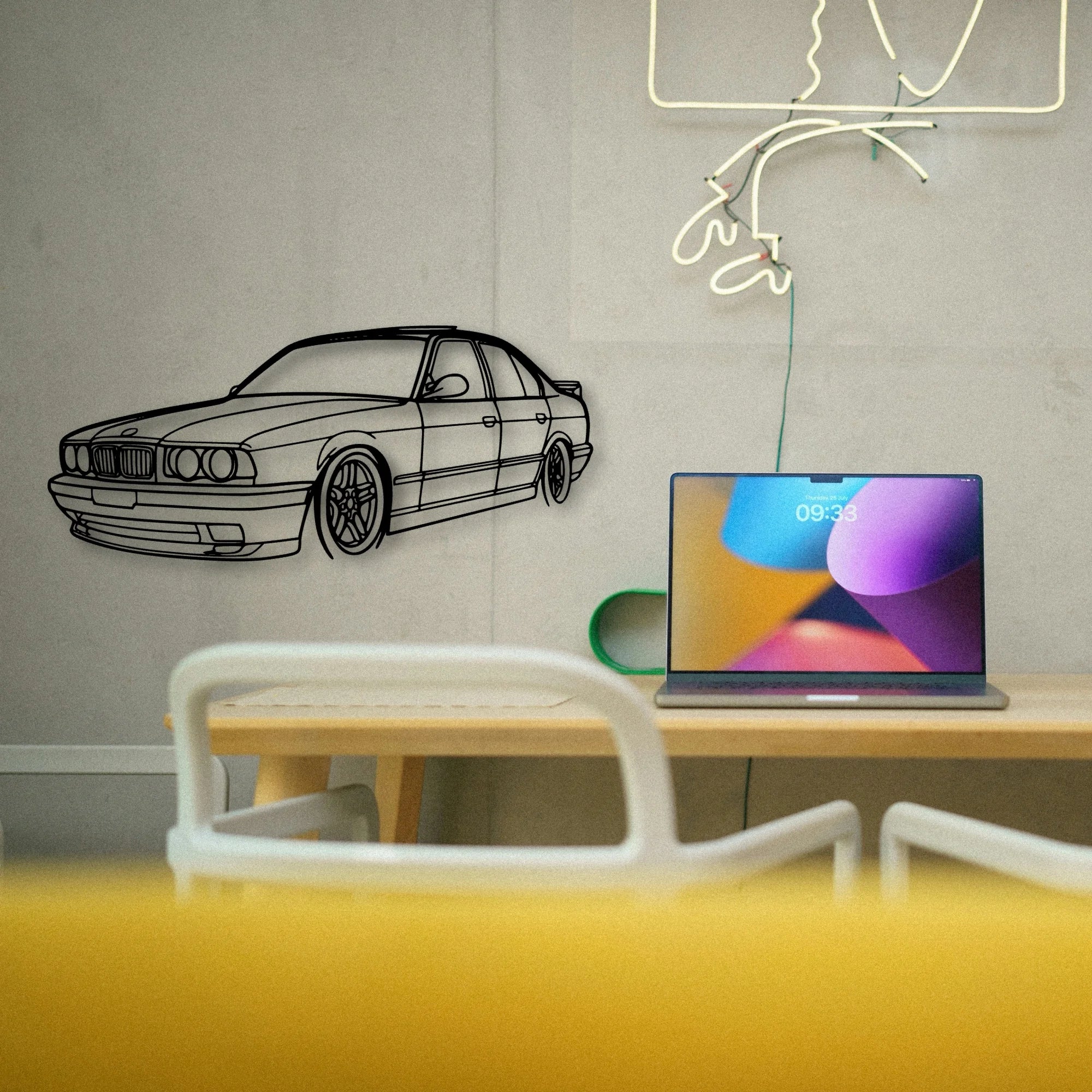 E34 Angle Classic Silhouette Metal Wall Art - Tinvibe