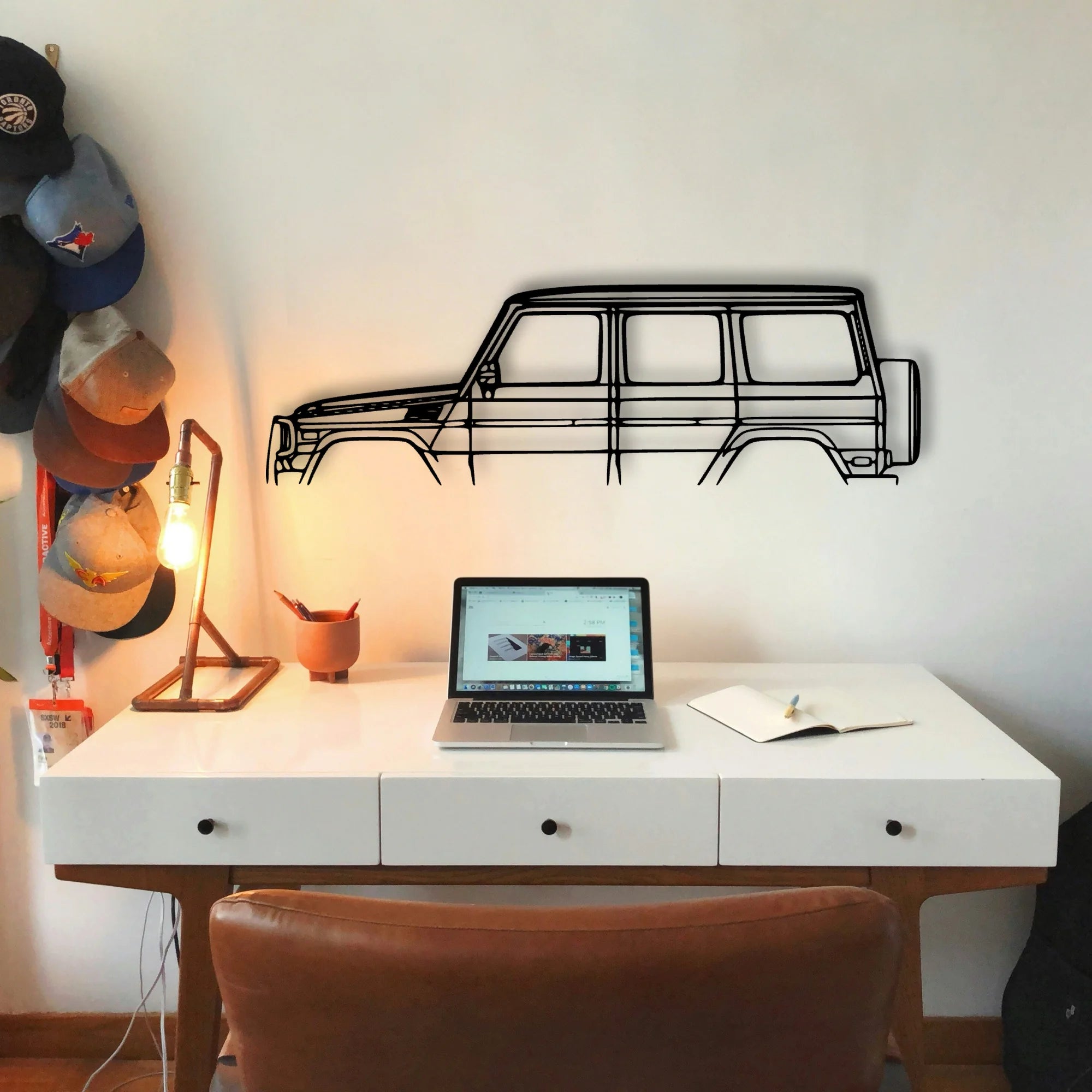 G550 2012 Classic Silhouette Metal Wall Art - Tinvibe