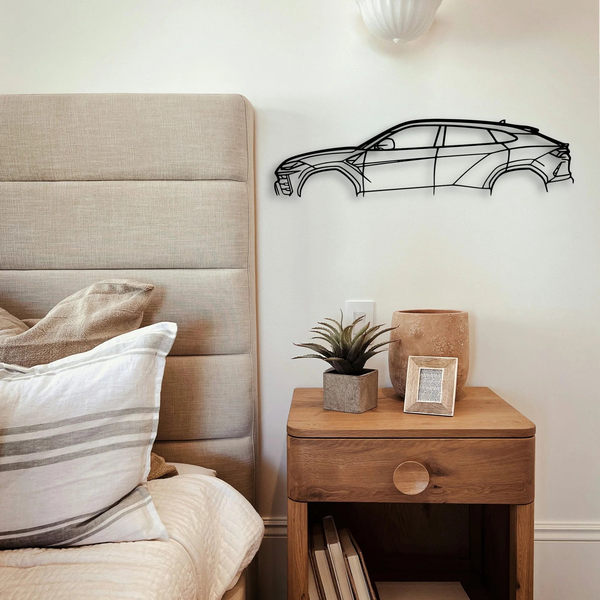 Urus 3 Classic Silhouette Metal Wall Art - Tinvibe